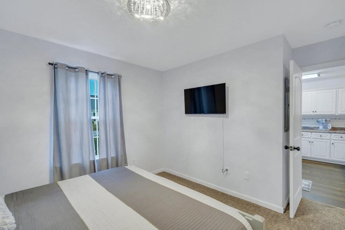 Gata Suite - Quiet Neighborhood 10 Minutes To Gsu Statesboro Bagian luar foto